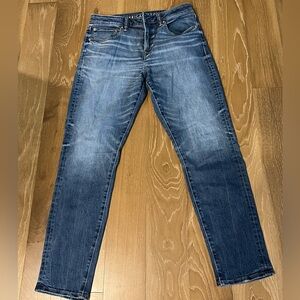 American Eagle Outfitters Men's Dark Blue Straight Jeans